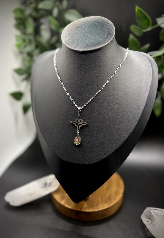 Collier Elya – Nœud de Sorcière & Ormeau