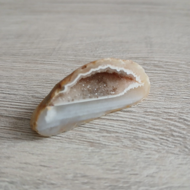 Agaat Geode 4,5x2,5x1,5 cm (12.084)