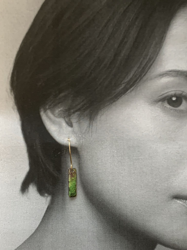 Pièces uniques : boucles d'oreilles émail et fleurs séchées