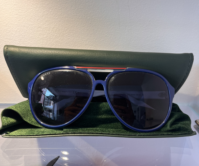 Gucci sunglasses preowned 