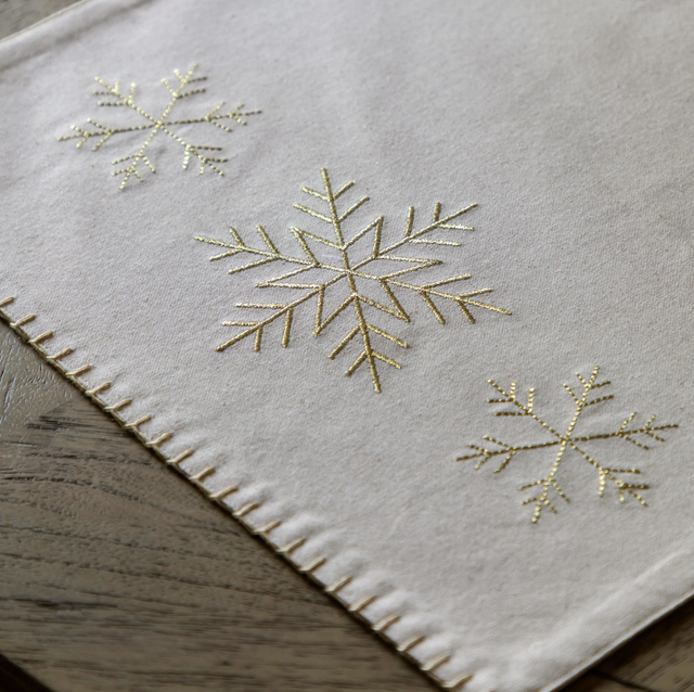 Deco Luxe Snowflake Table Runner