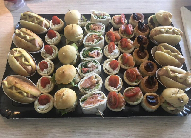 Plateaux mixtes burger verrines 