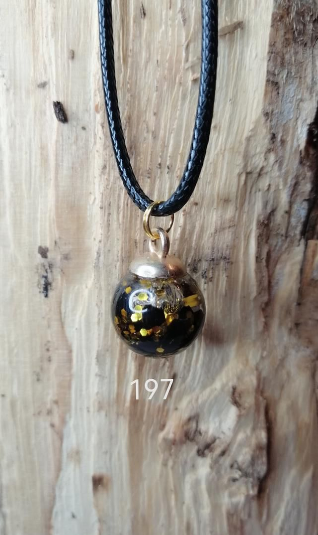 Collier Boule 197