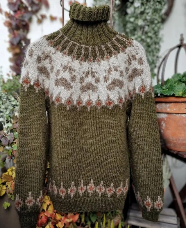 Wilderness Sweater Kit - Col 03 (Dark Olive Álafoss &amp; Lettlopi ) - Wool &amp; Pattern - Linka Neumann