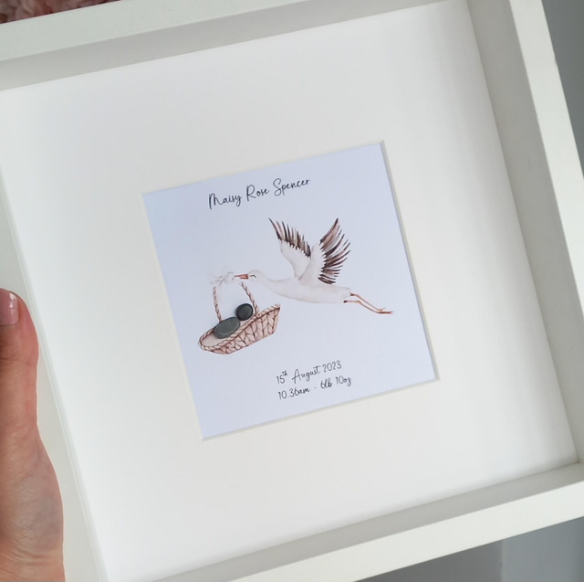 Baby and stork personalised pebble picture | Newborn gift for new parents | New baby gift 