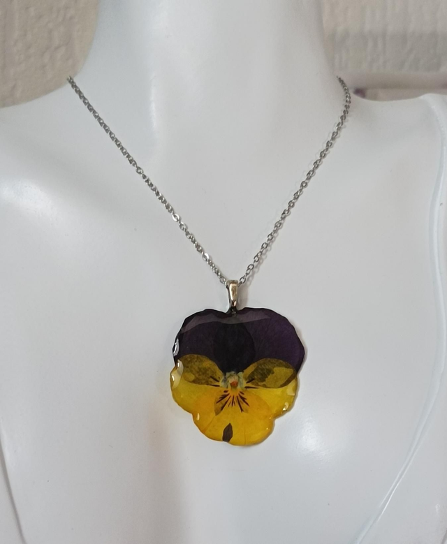 Collier les "Pensées"