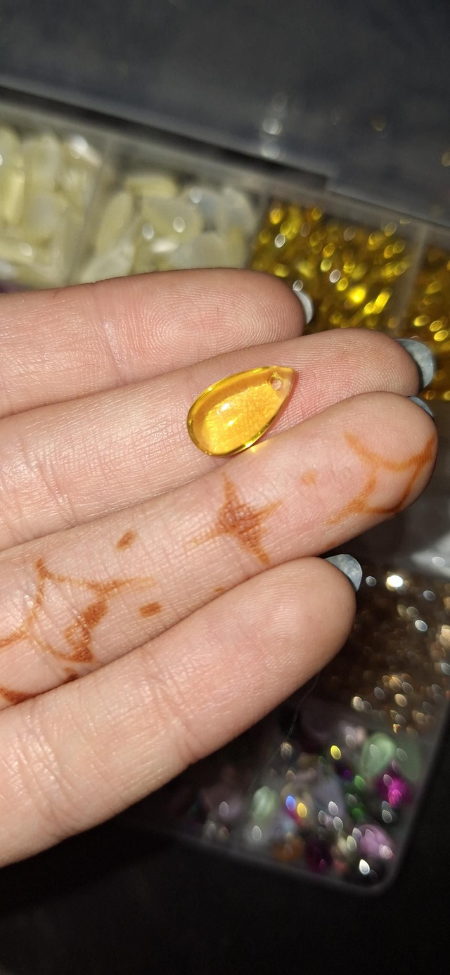 Glass gems dark yellow Translucent