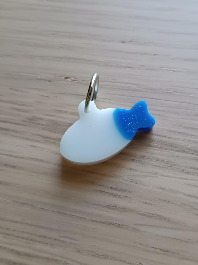 Pez S - Nombre en Vinilo Negro