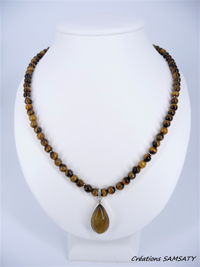 Collier œil de tigre avec son médaillon
