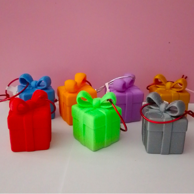 3D Printed Gift Box Tree Decoration In 7 Vibrant Colours