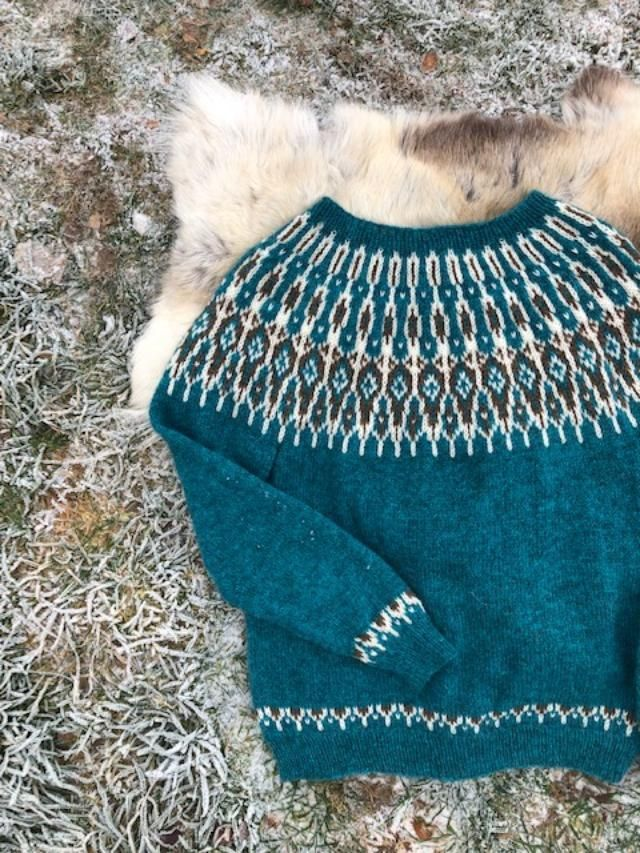 Tusseladd Sweater Kit - Col 01 (Turquoise) - Wool &amp; Pattern - Linka Neumann