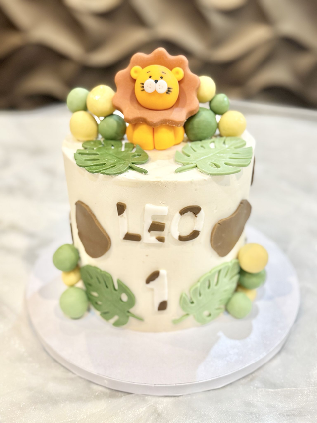 Lion Safari Birthday Cake