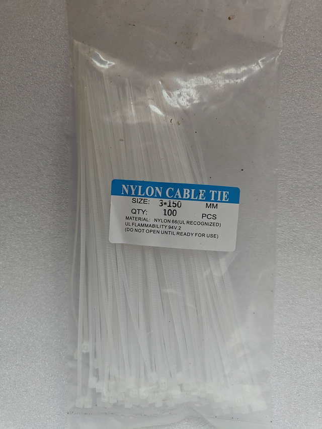 Valkoiset nippusiteet 3x150mm 100kpl