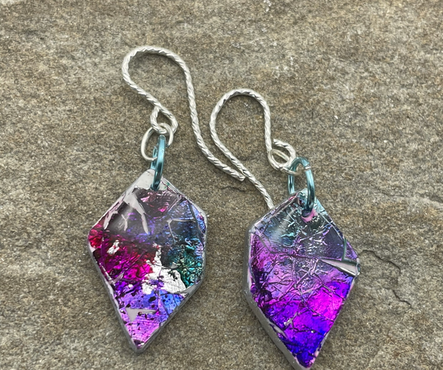 Metallic shard drops 