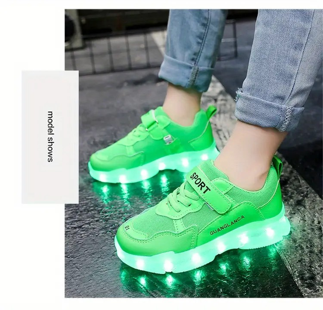 Youngsters' Shoes Boys' and Girls' Luminous Street Dance Shoes
