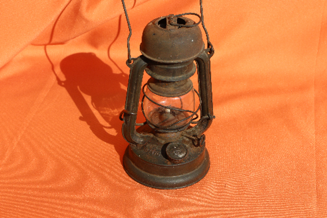 Feuerhand 176 Petroleumlampe, Pilzkopf