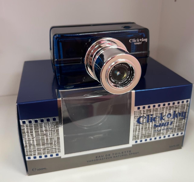 Profumo uomo macchina fotografica