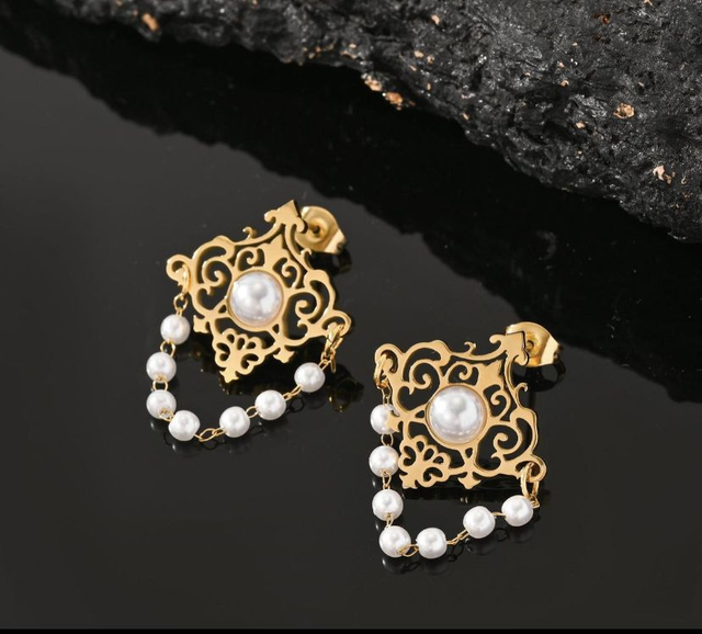 boucle d'oreille arabesque perle