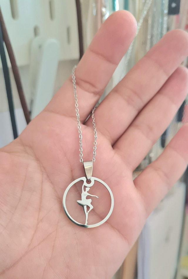 Collier "Ballerina" en acier inoxydable argenté 