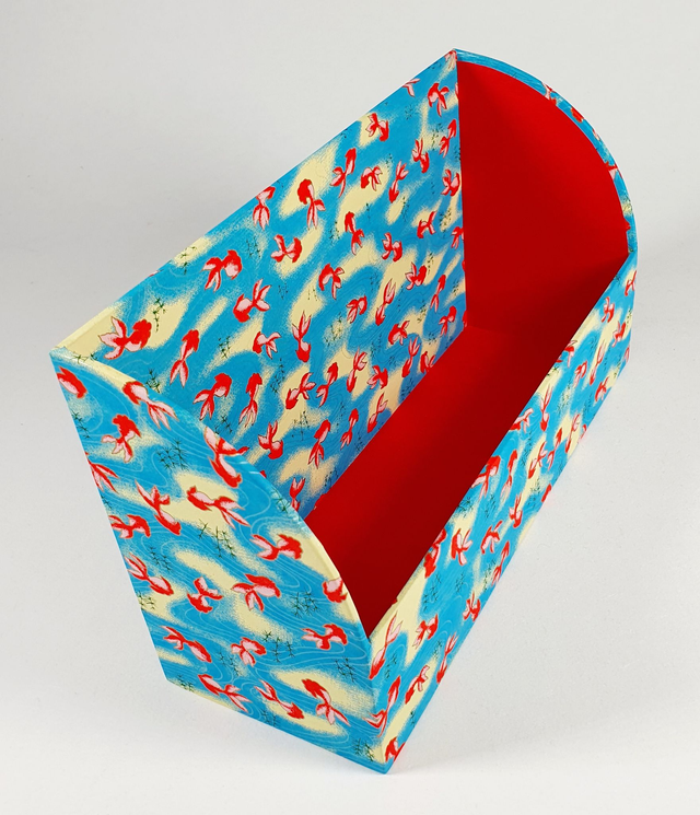 Portes lettres / Letter rack, B