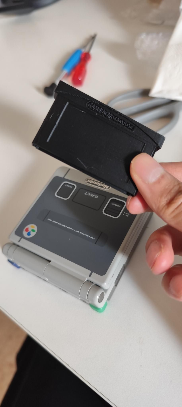 Cache poussière Gameboy Advance