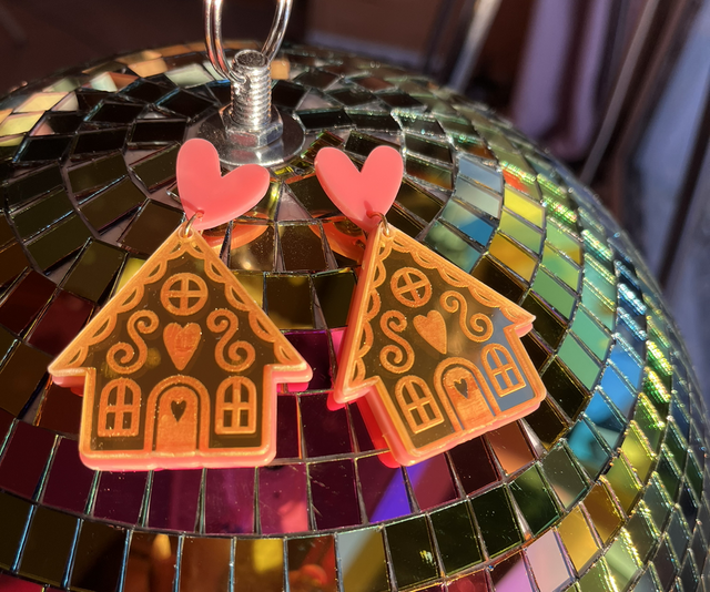 Boucles d’oreilles maison de pain d’épices 