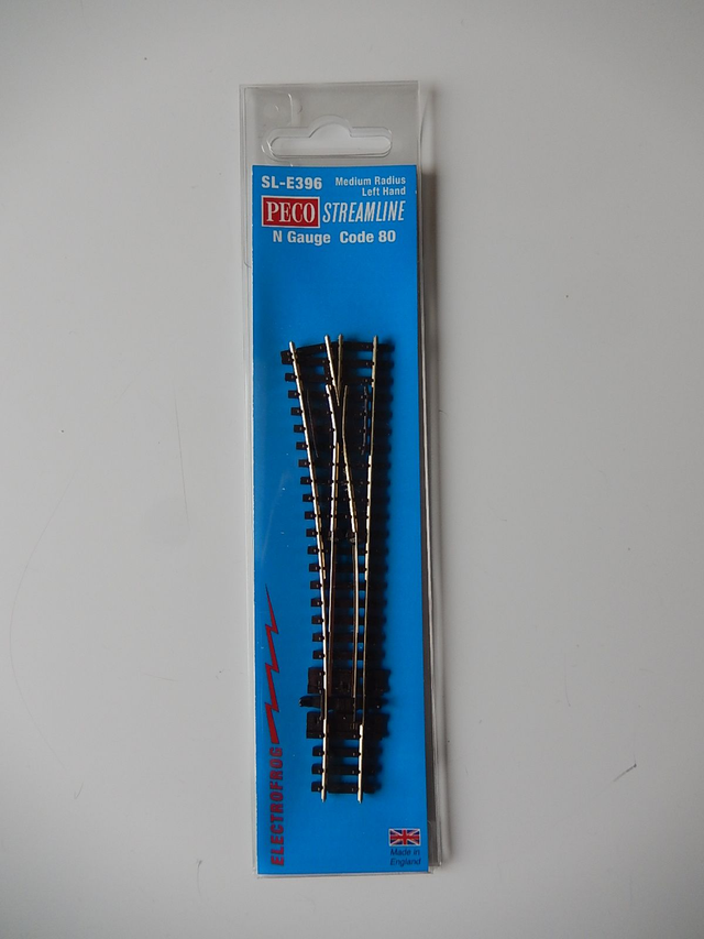 Aiguillage droit à gauche 14°  Peco SL-E396 N