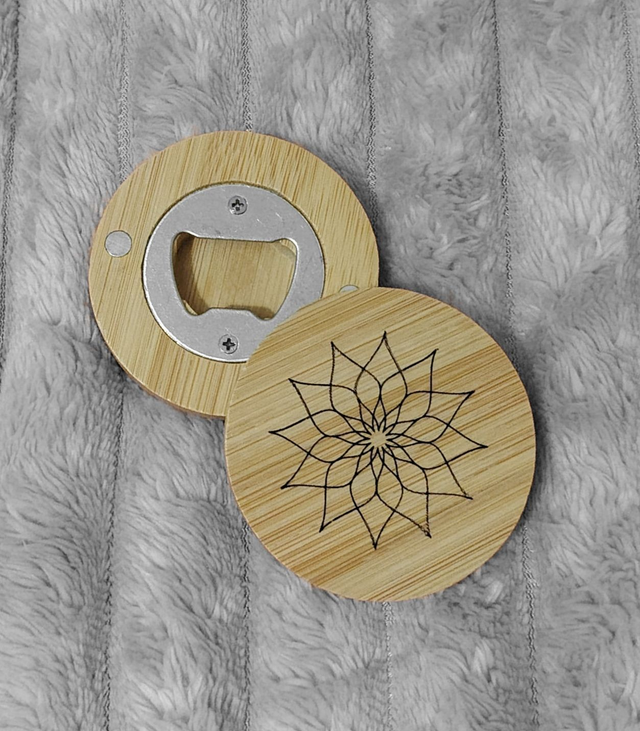 Décapsuleur aimanté "Rosace"