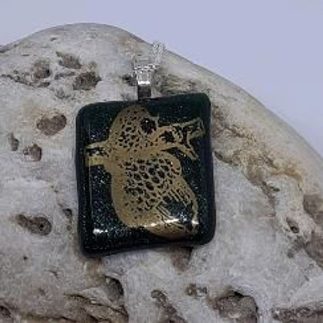 Green acorn pendant