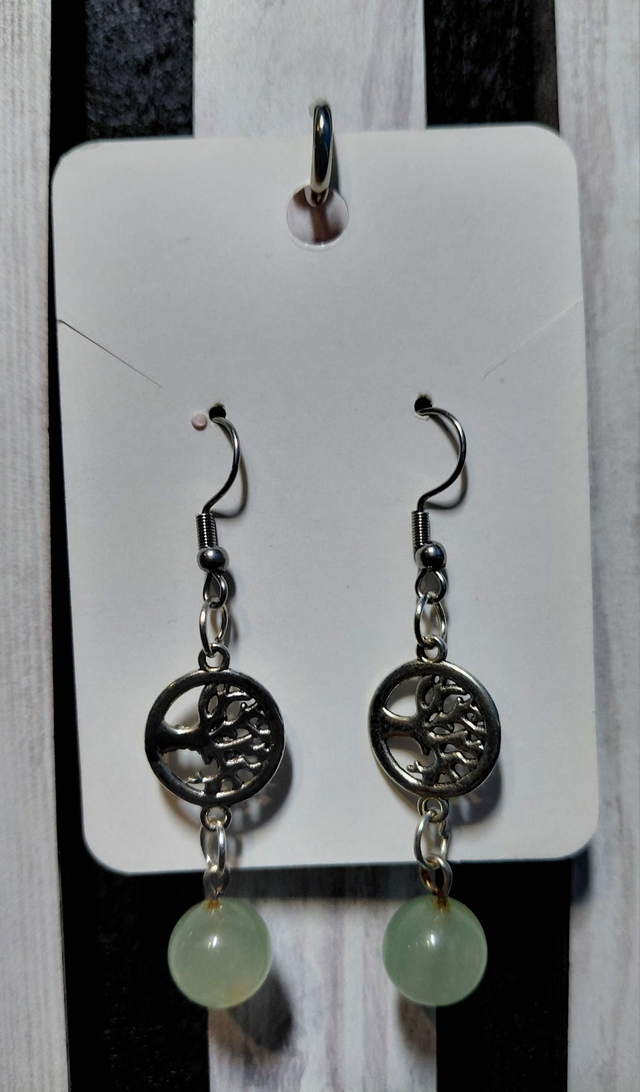 Green stone &amp; tree