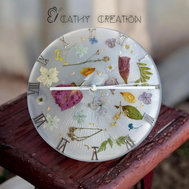 Horloge murale 27 cm de diamètre 