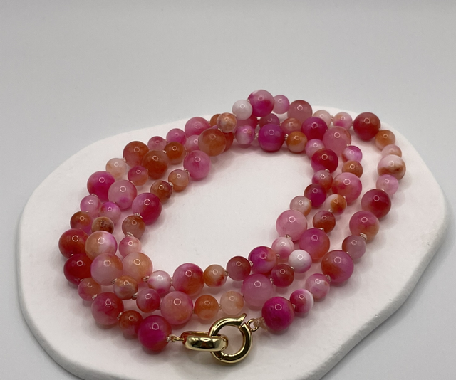 JADE - Handgeknüpfte Kette aus persischer Jade