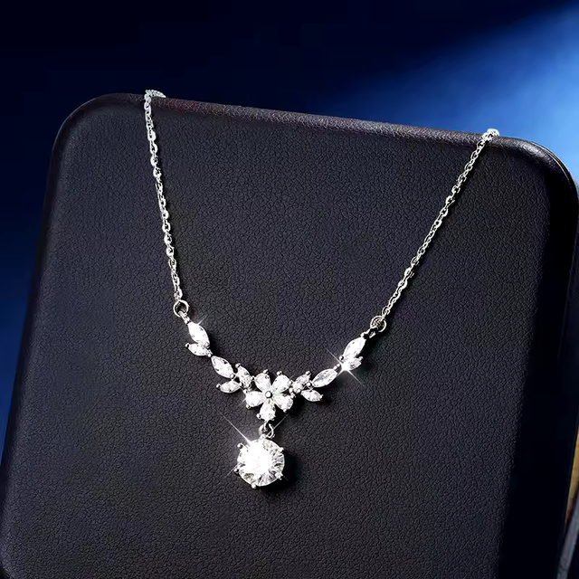 Halaile D Color Moissanite S925 Sterling Silver Cassia Twig Necklace Trendy Neck Chain Fine Jewelry Women Wedding Gift
