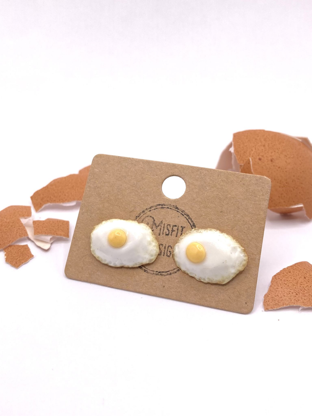 Fried egg stud earrings