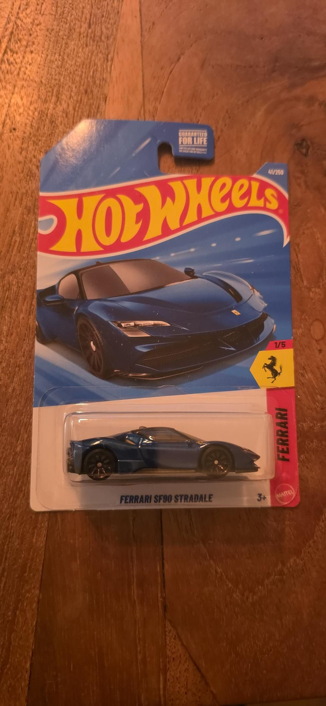 Ferrari sf90 stradale 