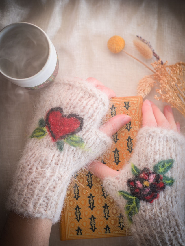 Mitaines Tatouées - La rose et le coeur