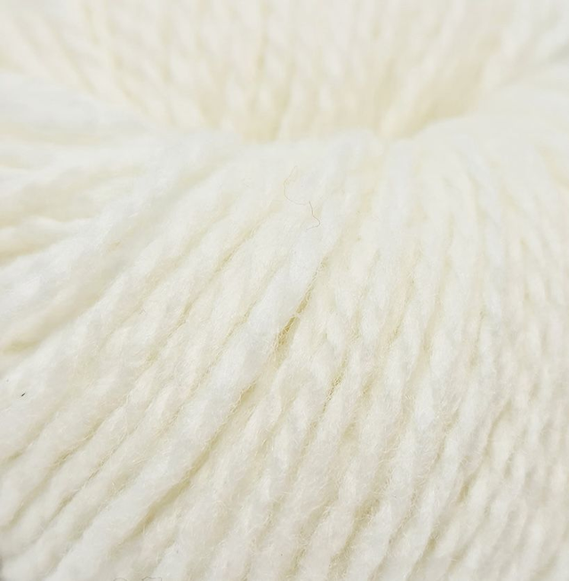 Hillesvåg Troll - 0701 - Bleached White