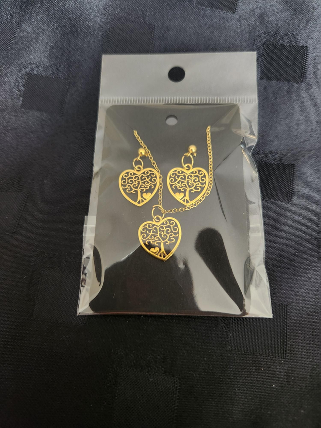 TREE OF LIFE NECKLACE AND EARINGS SET