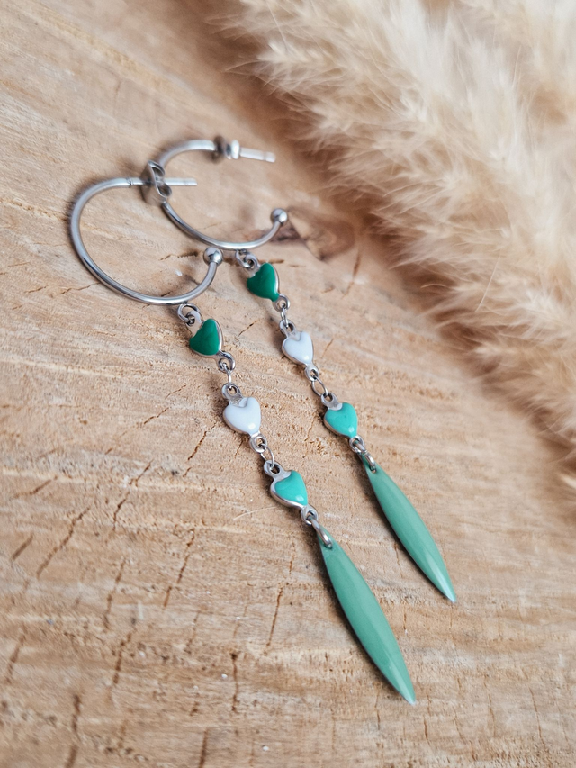 Boucles d'oreilles "Trio de cœurs" - Modèle argenté et vert