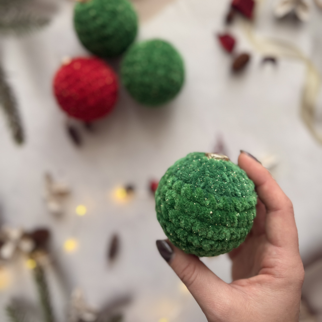 Boule de Noël traditionnelle à paillettes