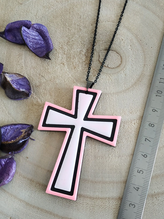 Collier croix duo de rose