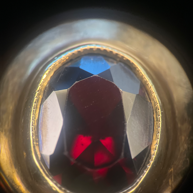 Vintage 9ct Gold Saddle Set Garnet Ring - Size J