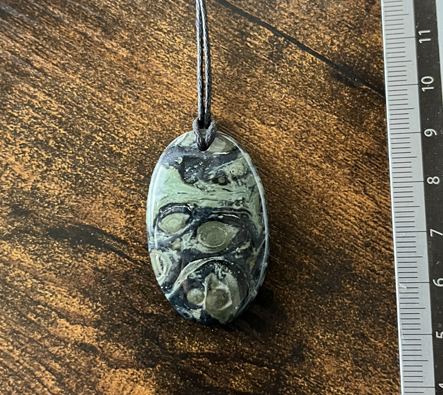 Pendentif en Jaspe Kambaba
