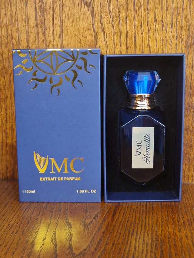 Hematite | Extract the Parfum