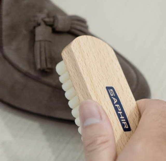 SAPHIR BEAUTE DU CUIR - CREPE BRUSH - 12cm (1)