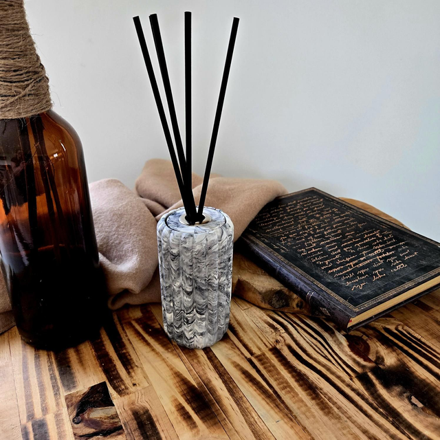 Diffuseur à tiges marbré gris