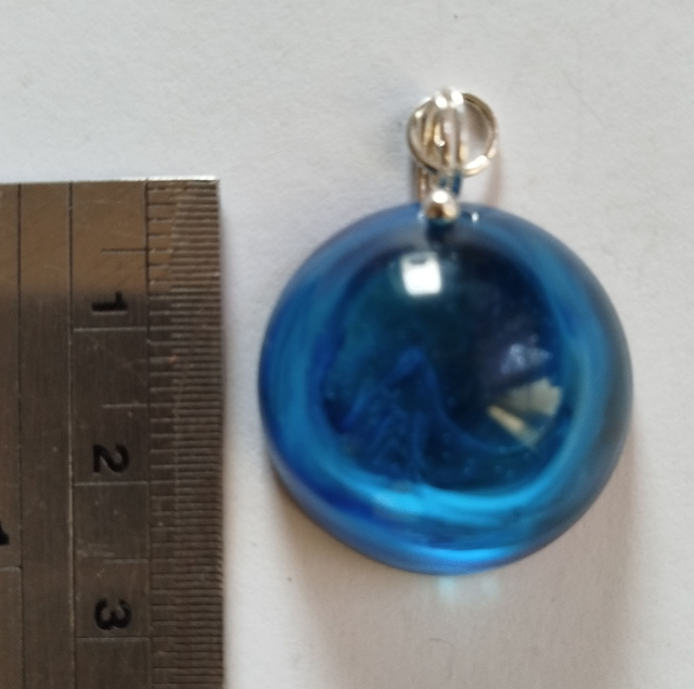 Pendentif résine
