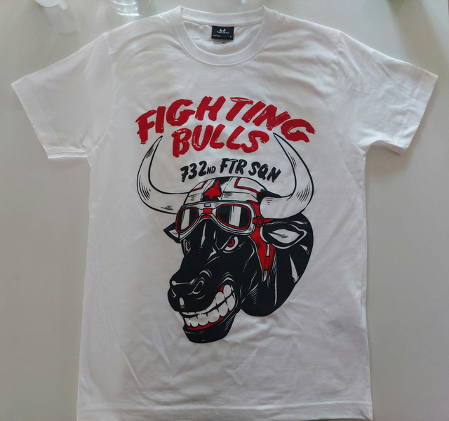 732 FIGHTING BULLS T-Shirt