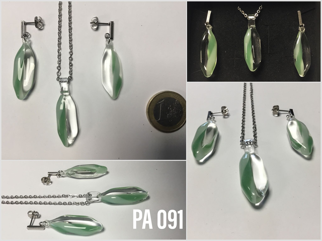 Parure pendentif et boucles d’oreilles réf PA 091