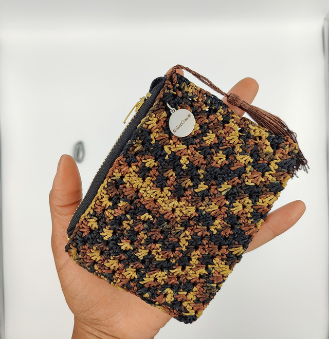 Porte monnaie unique imprimé marron et noir